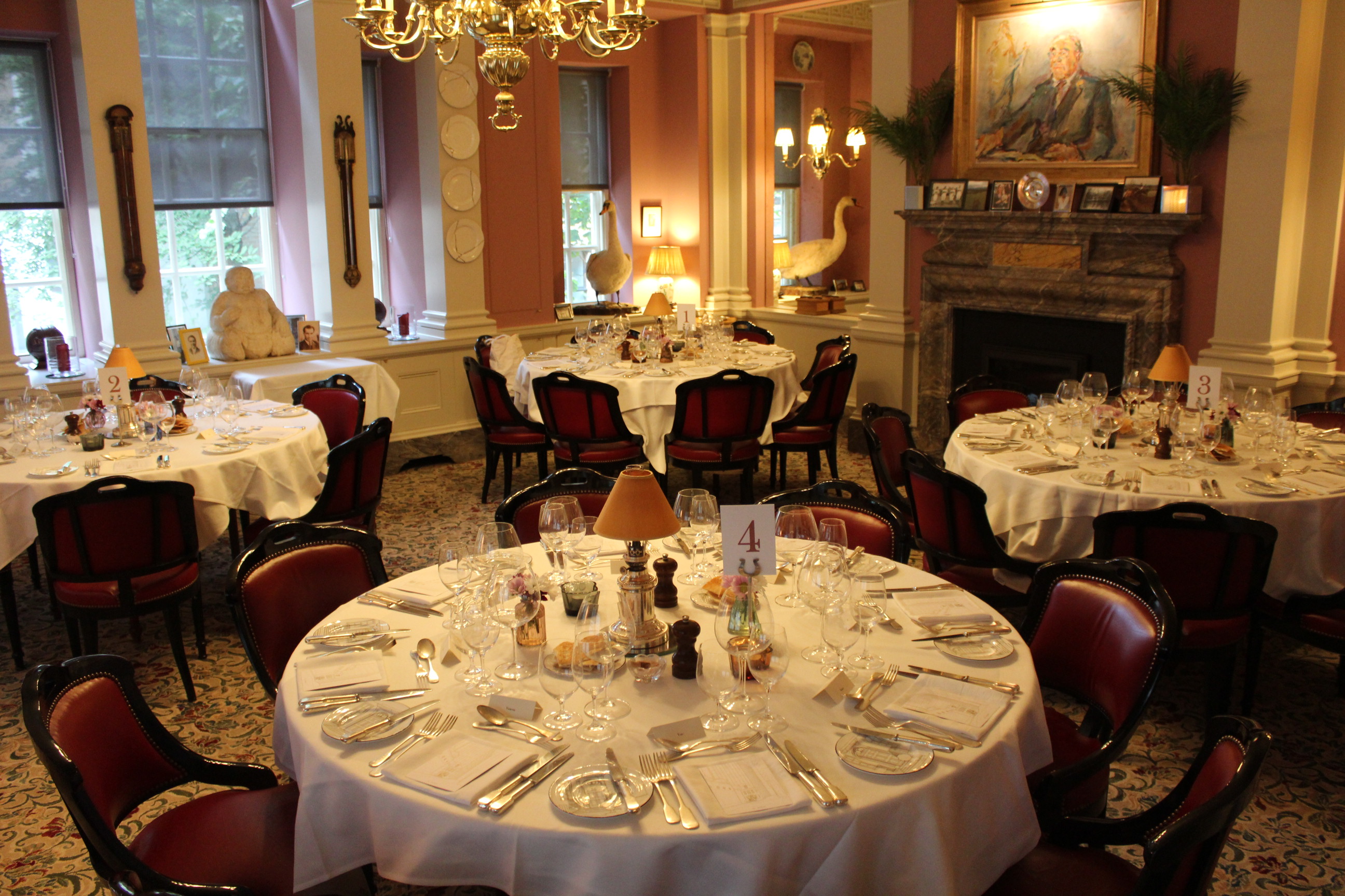 lp-image-wallbrook-private-dining.jpg